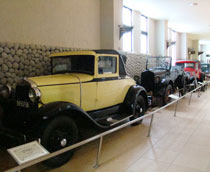 汽車博物館聚集了古典車及昔日名車
