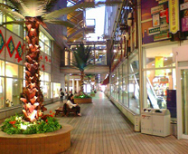 DECKS東京BEACH - Island Mall